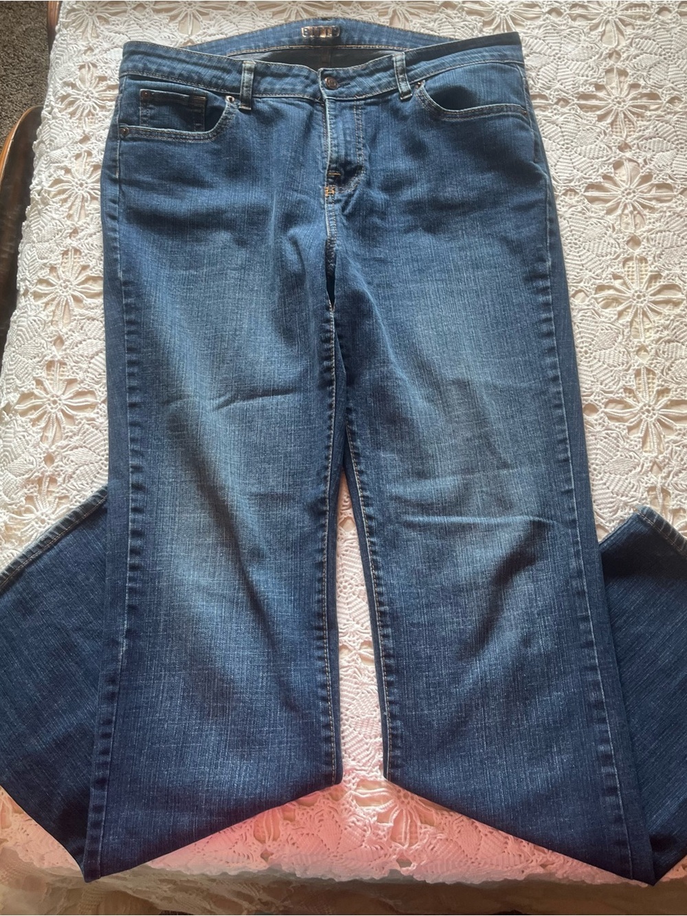 Bitten by Sarah Jessica Parker Women's Medium Blue Boot Cut Jeans